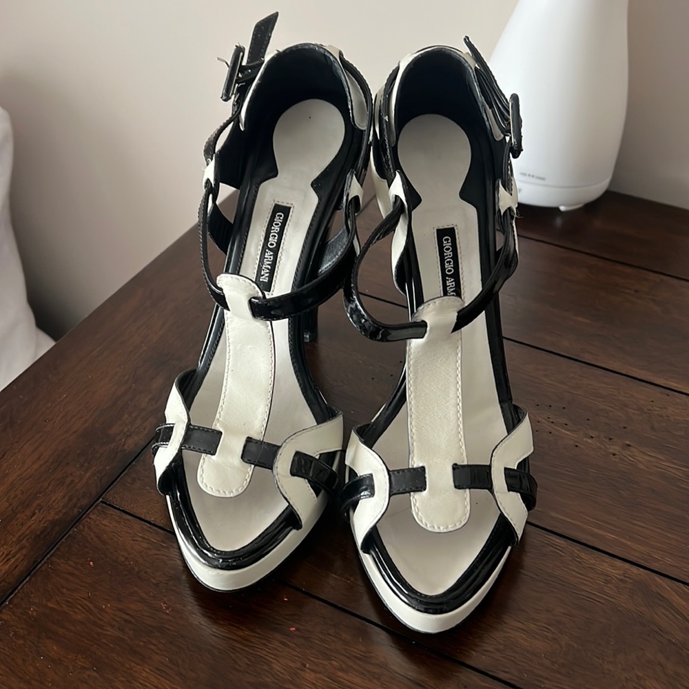 Classic emporio armani shoes